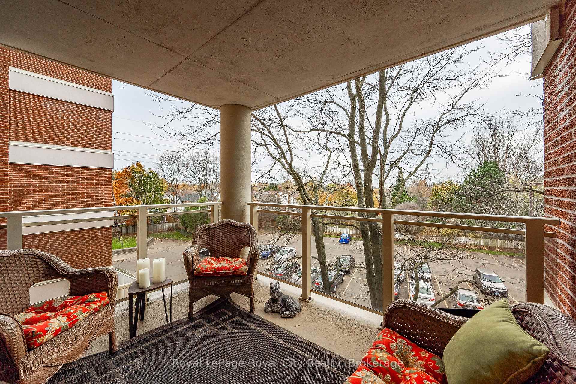 Photo 29 of Unit 401, 8 Christopher Court, Guelph, Kortright West — HOMEH