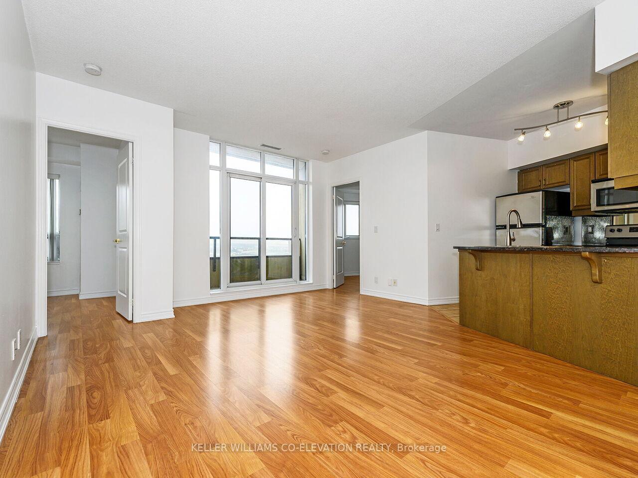 Photo 16 of Unit 1609, 9225 Jane Street, Vaughan, Maple — HOMEH