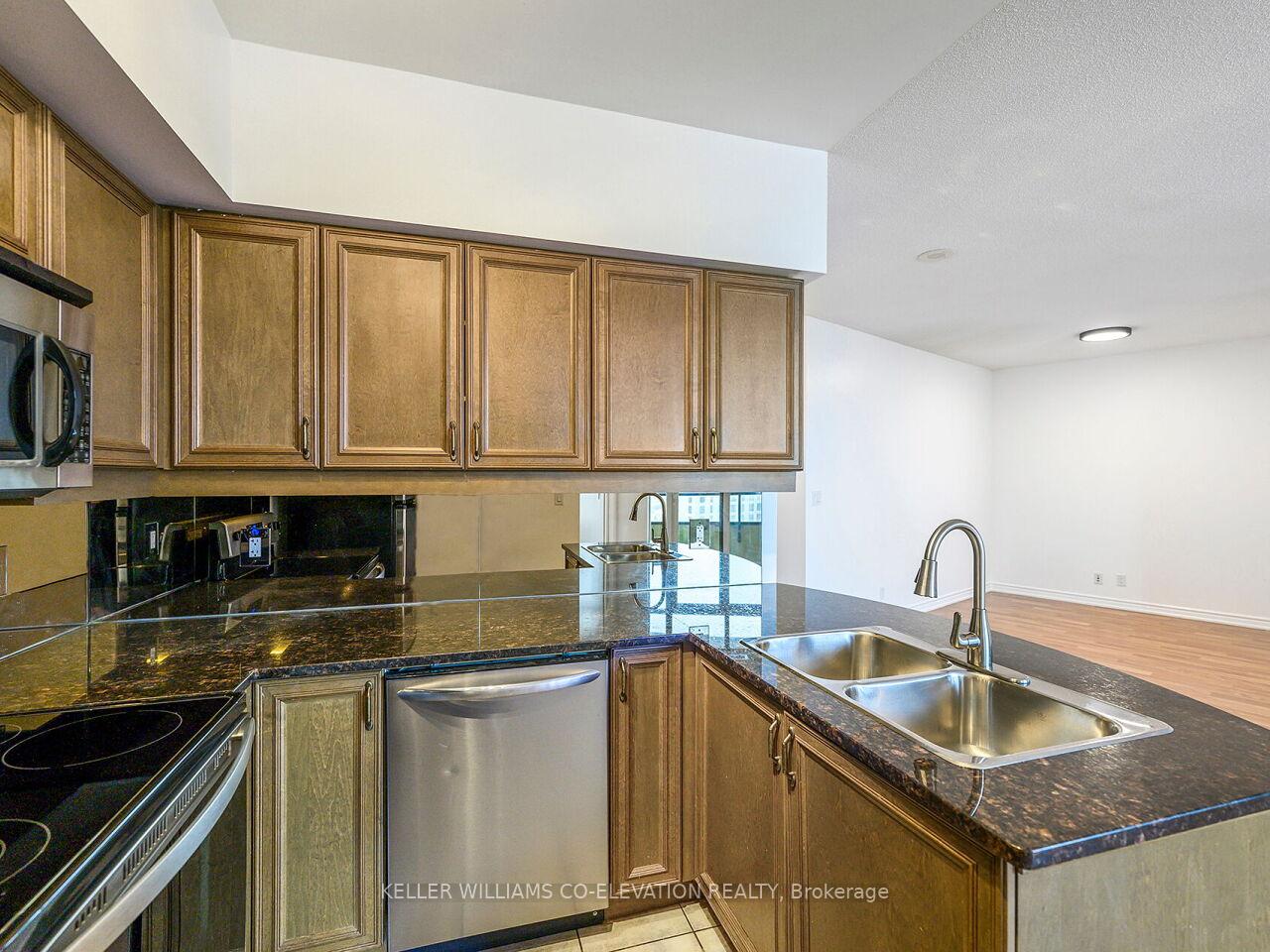 Photo 21 of Unit 1609, 9225 Jane Street, Vaughan, Maple — HOMEH