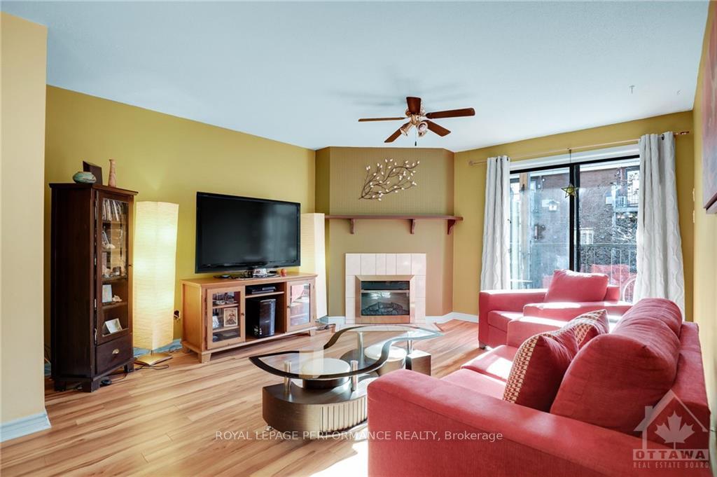 Photo 7 of 210 Alvin Road, Ottawa, Manor Park — HOMEH