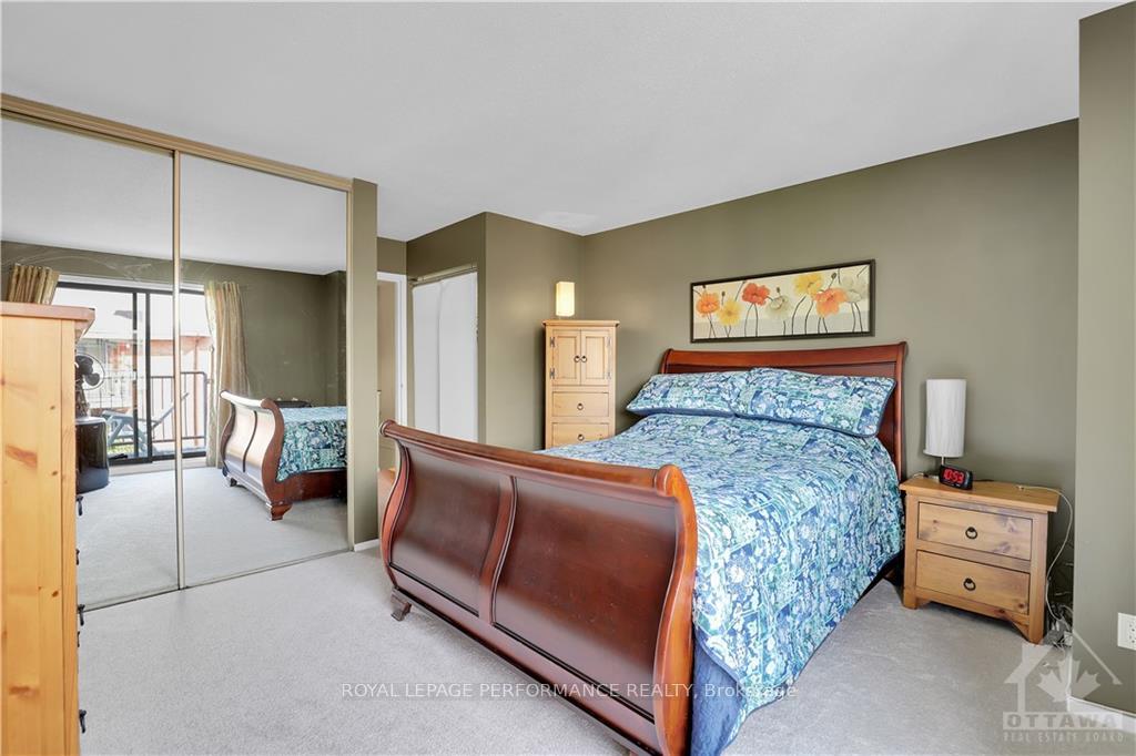Photo 18 of 210 Alvin Road, Ottawa, Manor Park — HOMEH