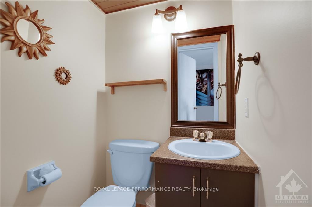 Photo 23 of 210 Alvin Road, Ottawa, Manor Park — HOMEH