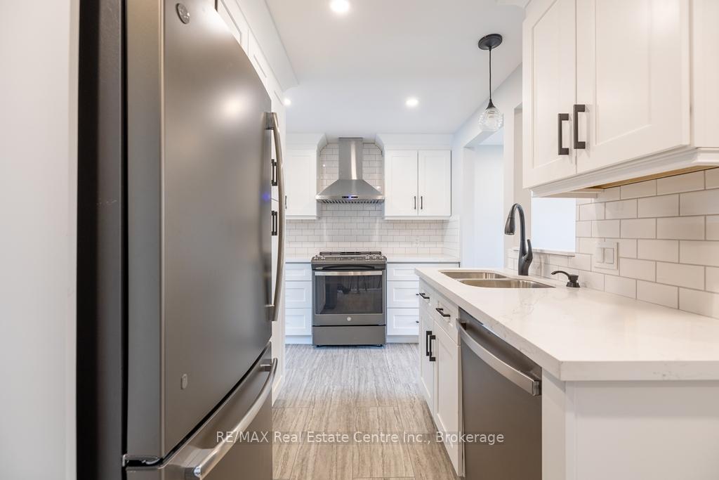 Photo 5 of Unit 23, 235 Ferguson Avenue, Cambridge — HOMEH
