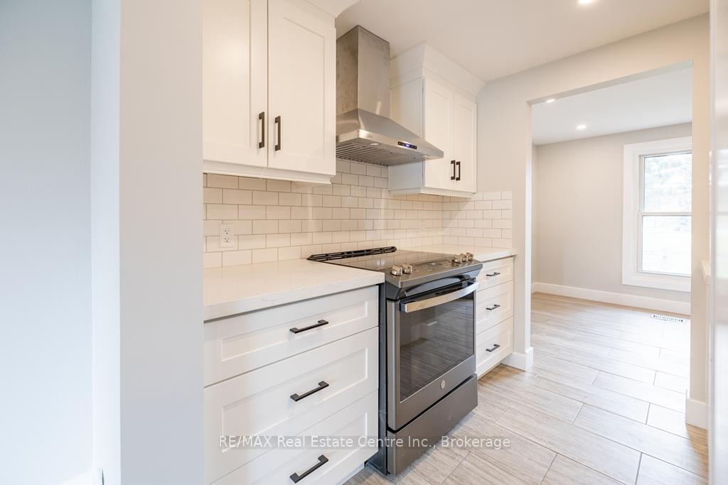 Photo 6 of Unit 23, 235 Ferguson Avenue, Cambridge — HOMEH