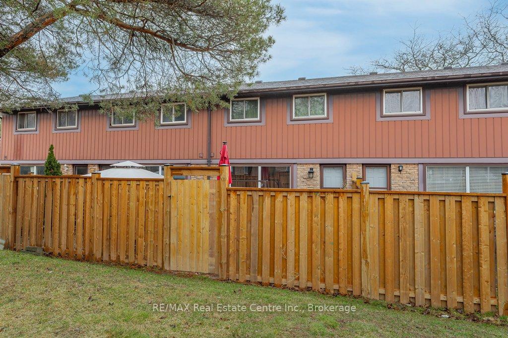 Photo 21 of Unit 23, 235 Ferguson Avenue, Cambridge — HOMEH