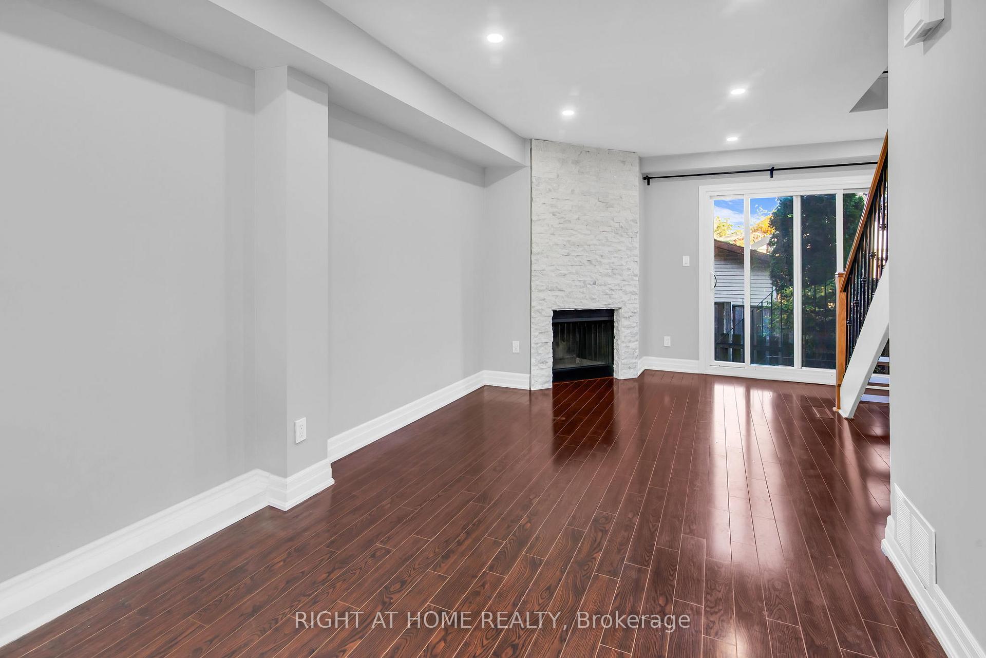 Photo 10 of Unit 13, 2716 St Clair Avenue E, Toronto, O'Connor-Parkview — HOMEH