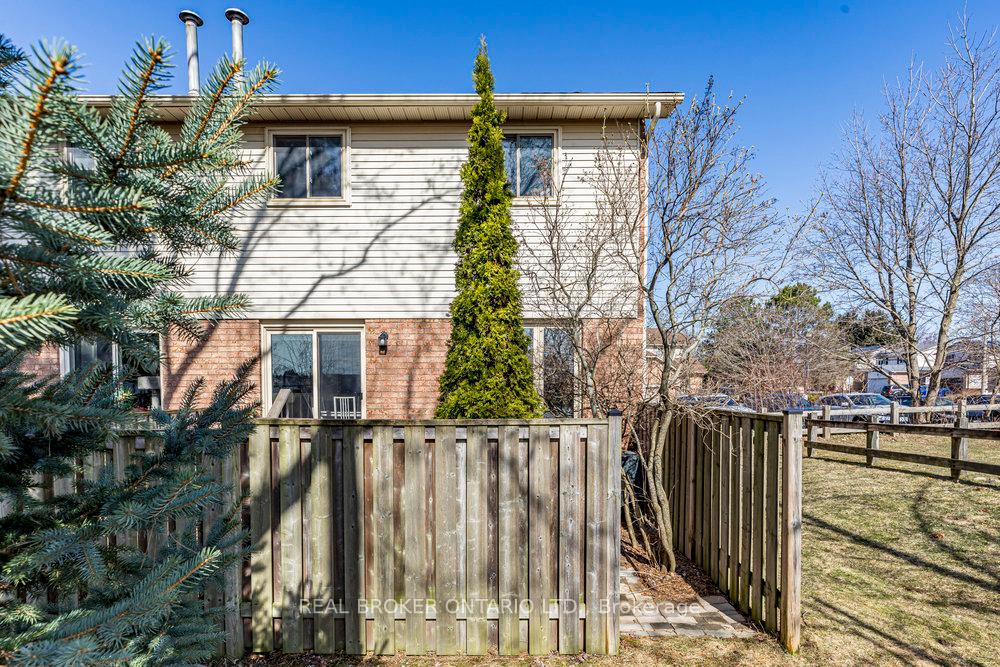 Photo 35 of Unit 1, 79 Braeheid Avenue, Hamilton, Waterdown — HOMEH