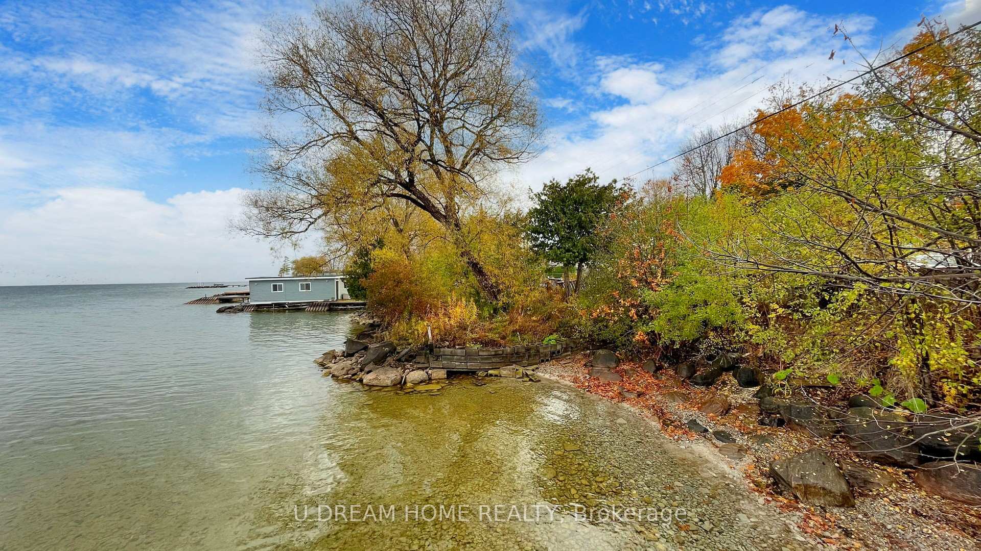 Photo 23 of 85 Lake Drive E, Georgina, Historic Lakeshore Communities — HOMEH