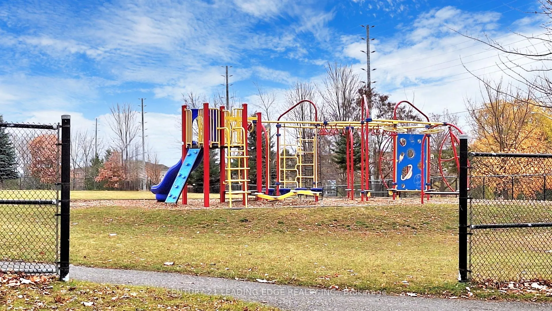 Photo 49 of Unit Ph30, 101 Cathedral High Street, Markham, Cathedraltown — HOMEH