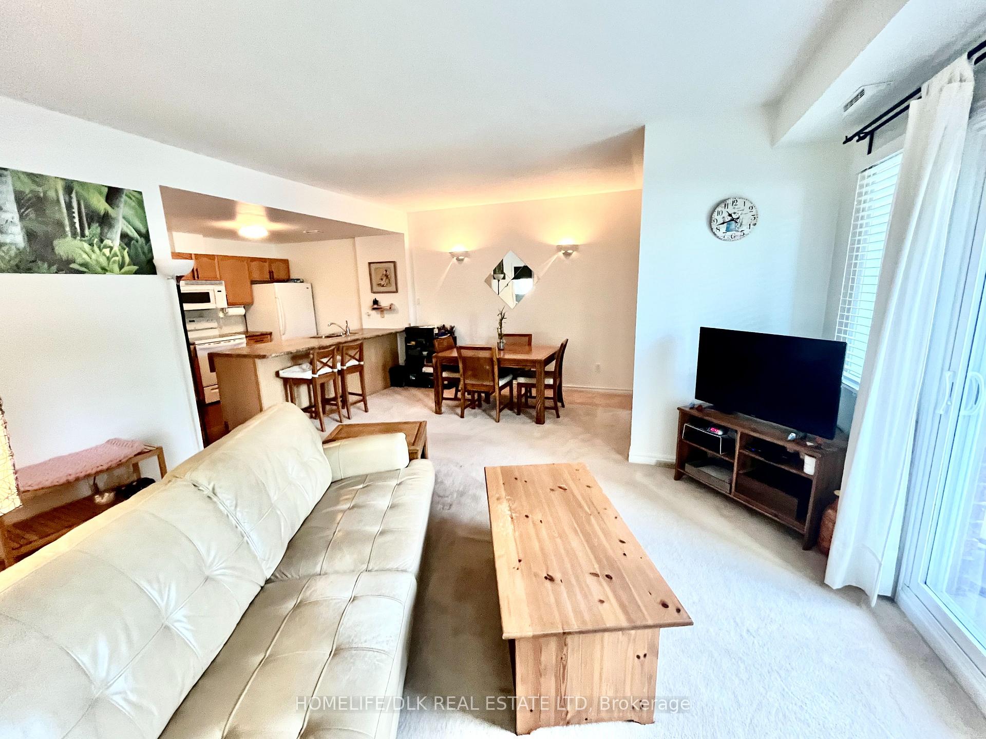 Photo 6 of Unit D, 137 Oldfield Street, Ottawa, Barrhaven East — HOMEH