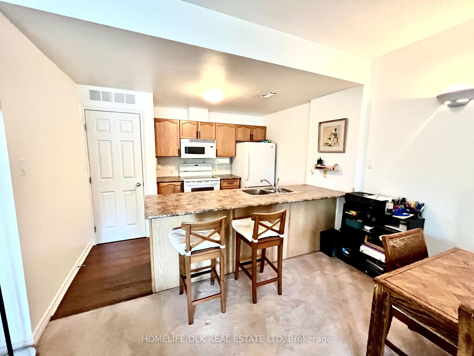 Photo 10 of Unit D, 137 Oldfield Street, Ottawa, Barrhaven East — HOMEH