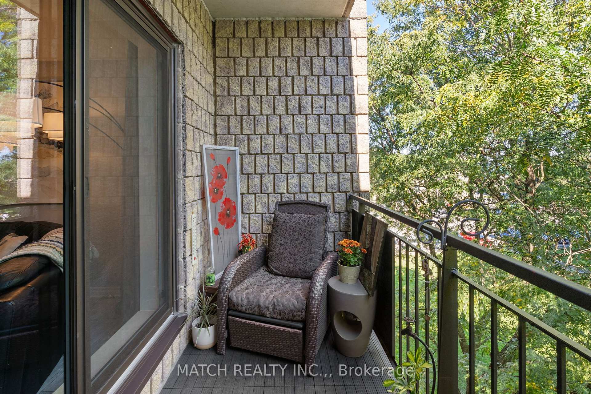 Photo 9 of Unit 405, 130 Park Avenue E, Chatham-Kent, Chatham — HOMEH