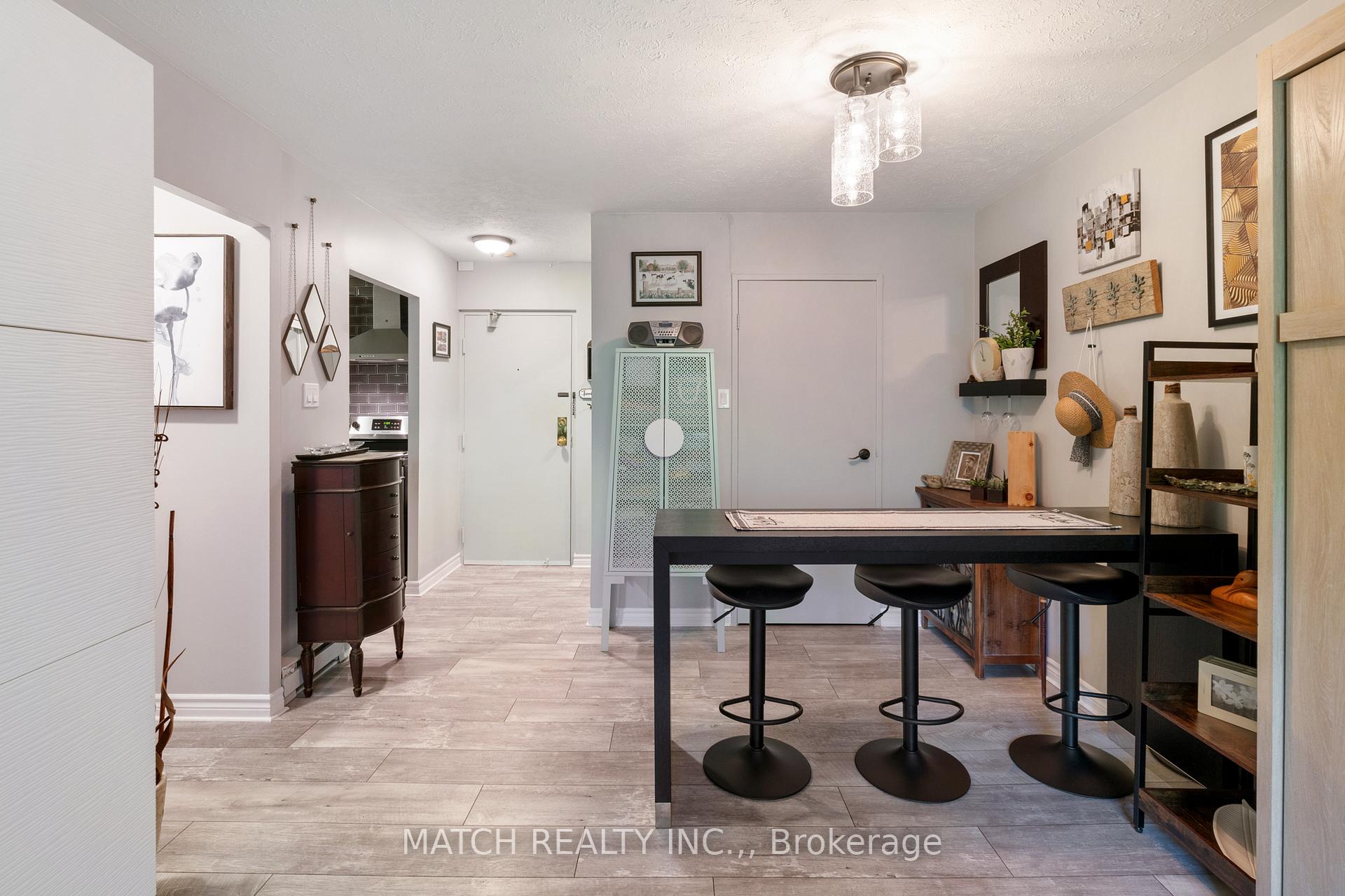 Photo 11 of Unit 405, 130 Park Avenue E, Chatham-Kent, Chatham — HOMEH