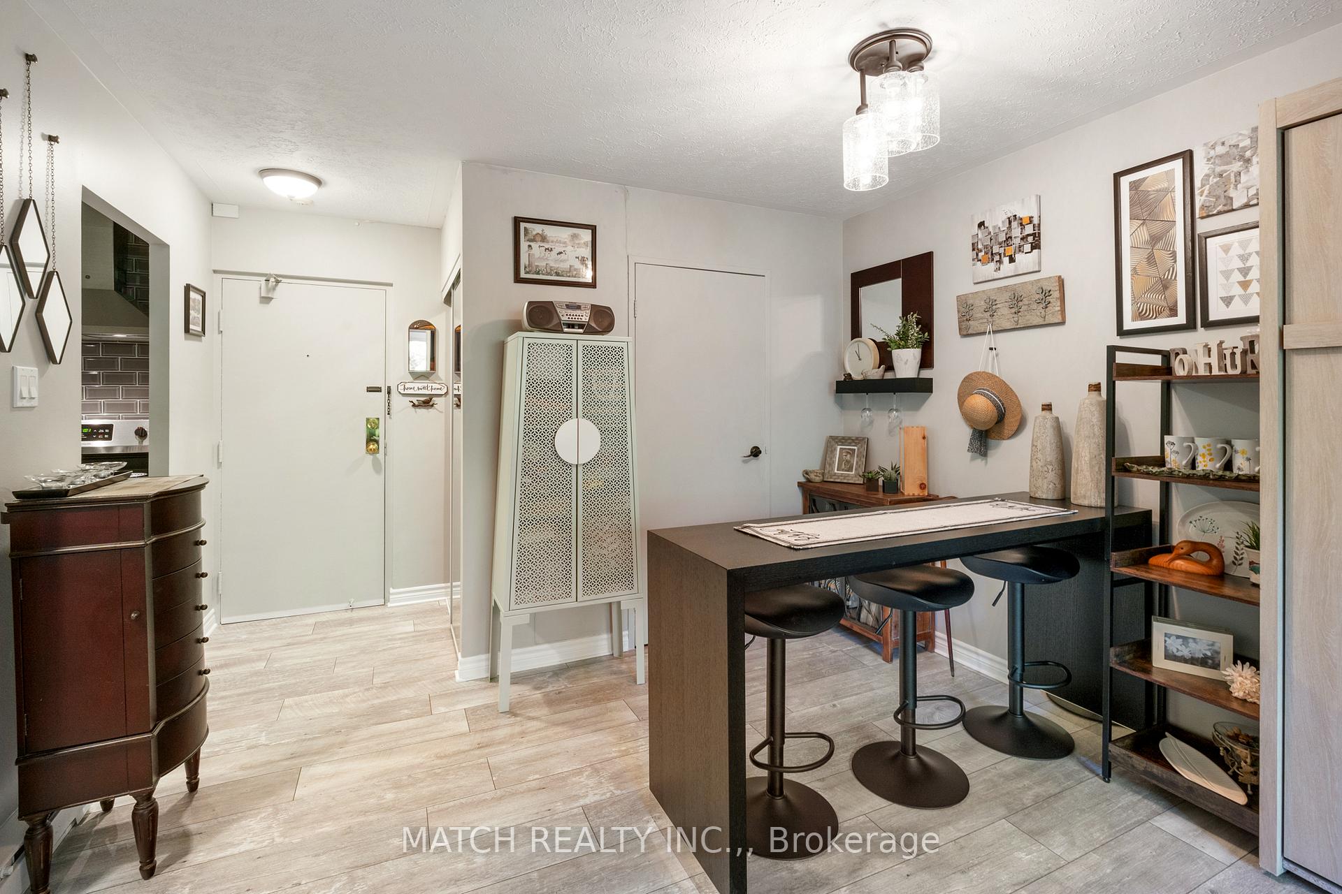 Photo 12 of Unit 405, 130 Park Avenue E, Chatham-Kent, Chatham — HOMEH