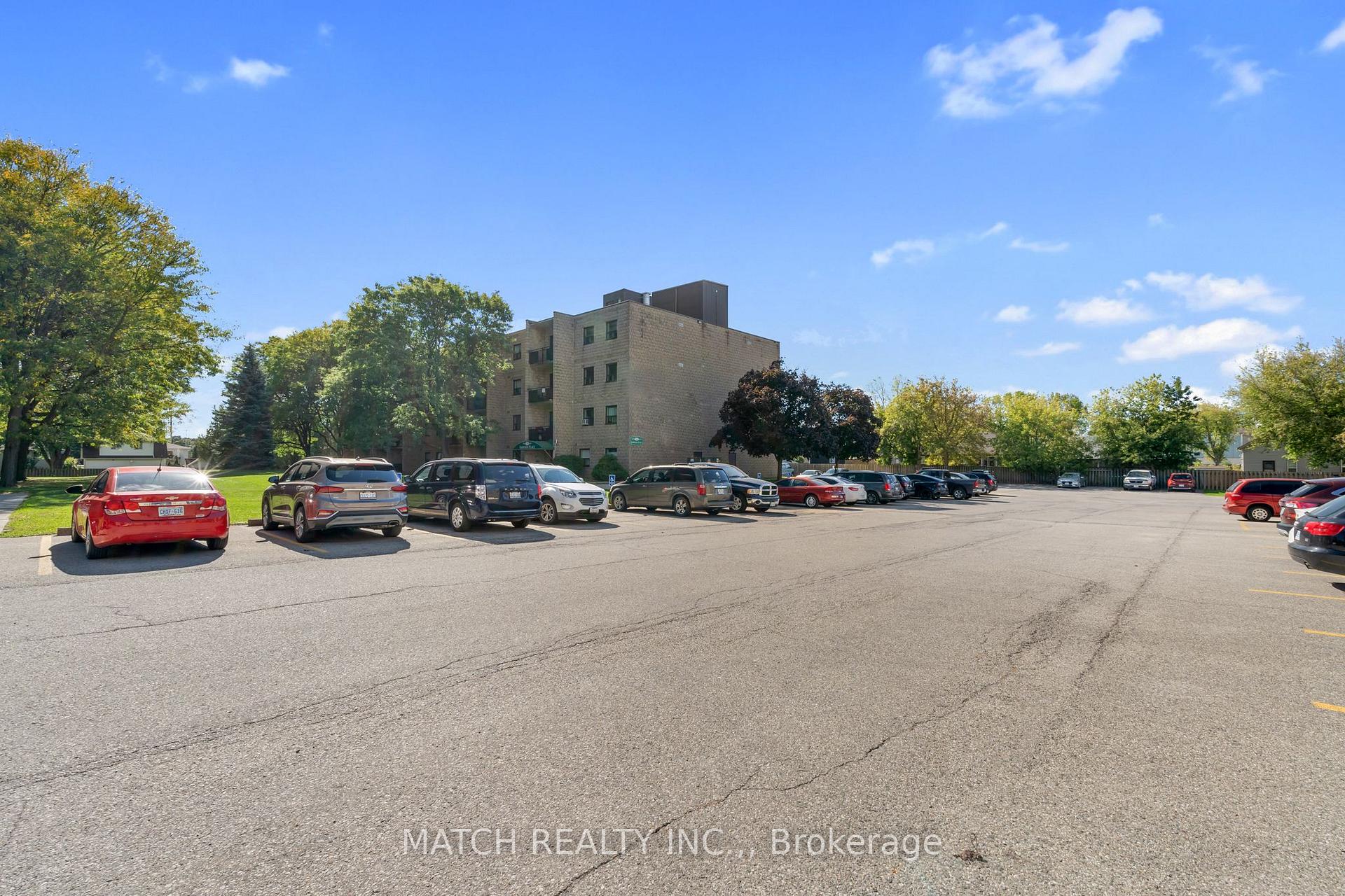 Photo 29 of Unit 405, 130 Park Avenue E, Chatham-Kent, Chatham — HOMEH