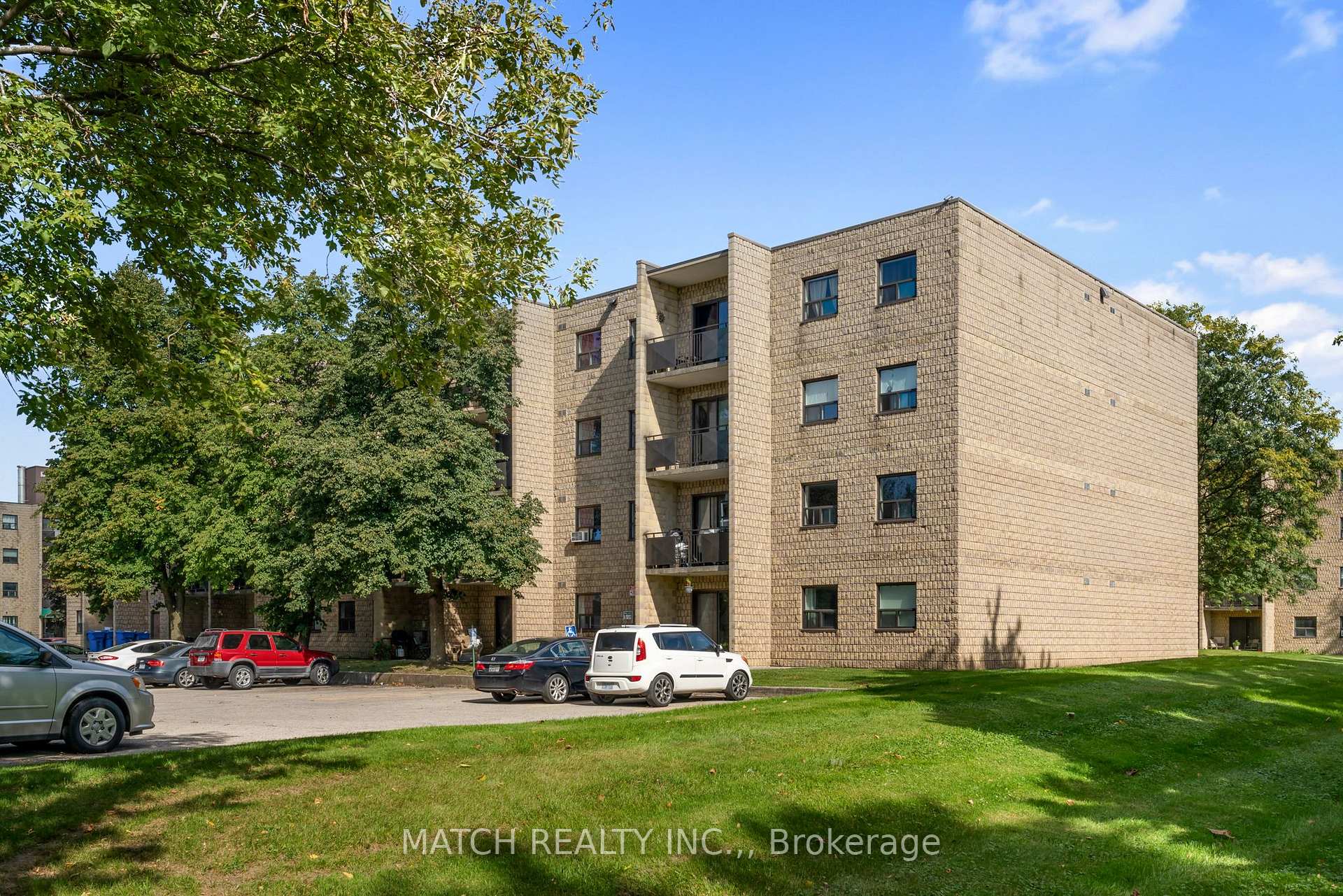 Photo 35 of Unit 405, 130 Park Avenue E, Chatham-Kent, Chatham — HOMEH