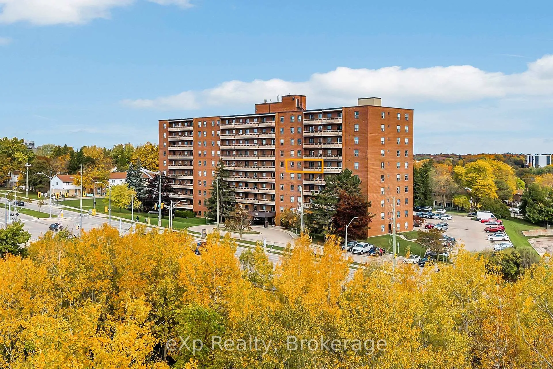 Front of Unit 605, 1100 Courtland Avenue E