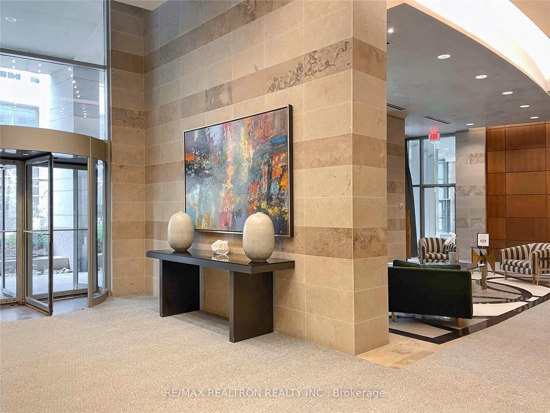 Photo 6 of Unit 2706, 2181 Yonge Street, Toronto, Mount Pleasant West — HOMEH