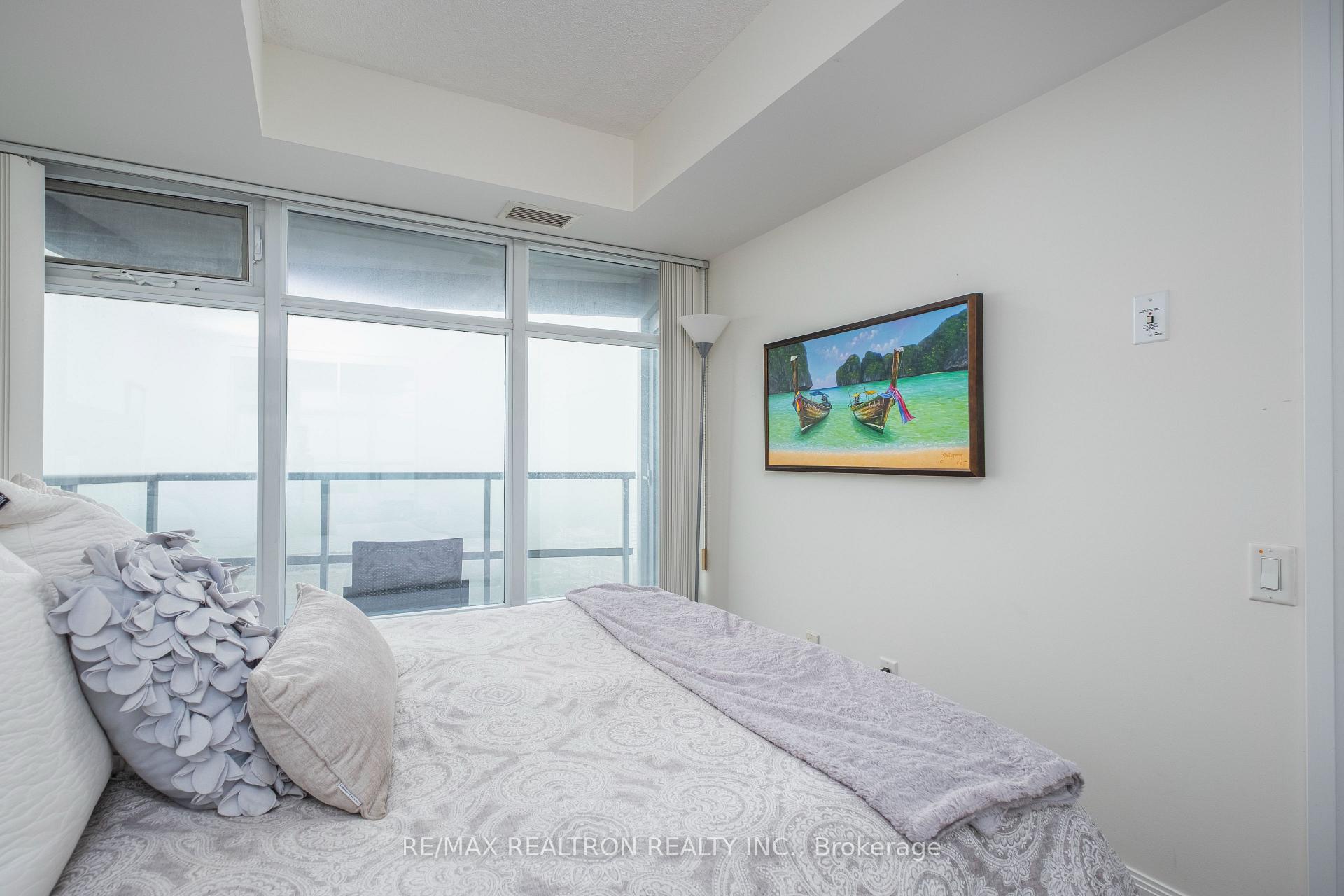 Photo 19 of Unit 2706, 2181 Yonge Street, Toronto, Mount Pleasant West — HOMEH