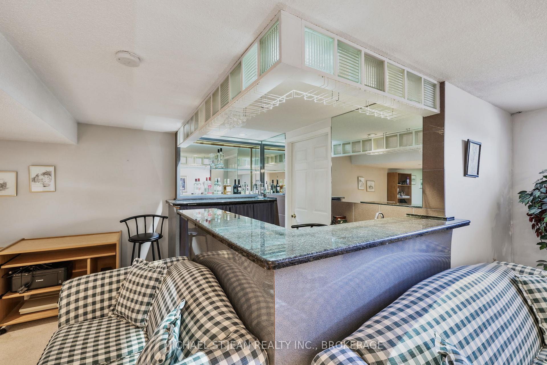 Photo 14 of Unit 19, 38 Elora Drive, Hamilton, Fessenden — HOMEH