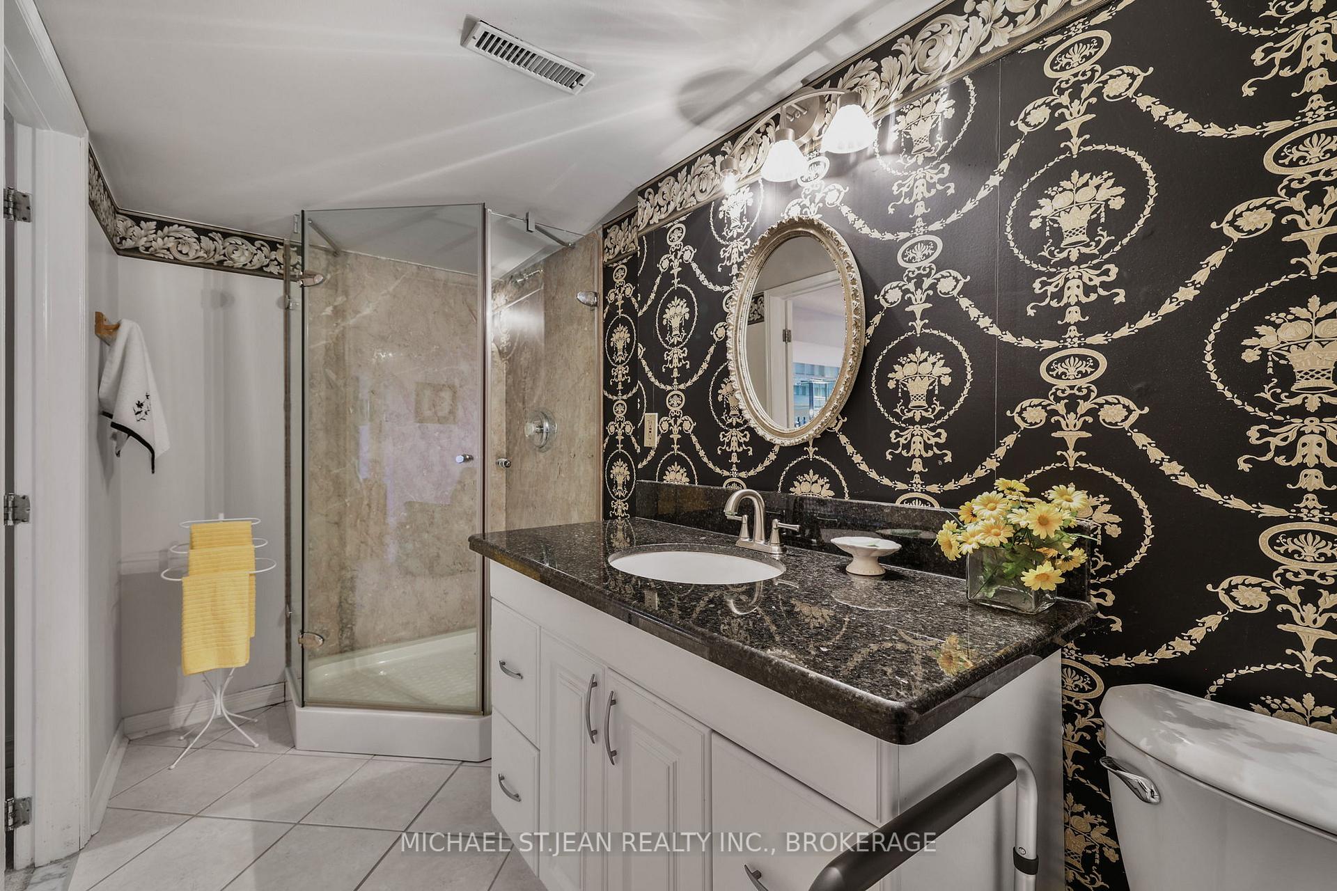 Photo 33 of Unit 19, 38 Elora Drive, Hamilton, Fessenden — HOMEH