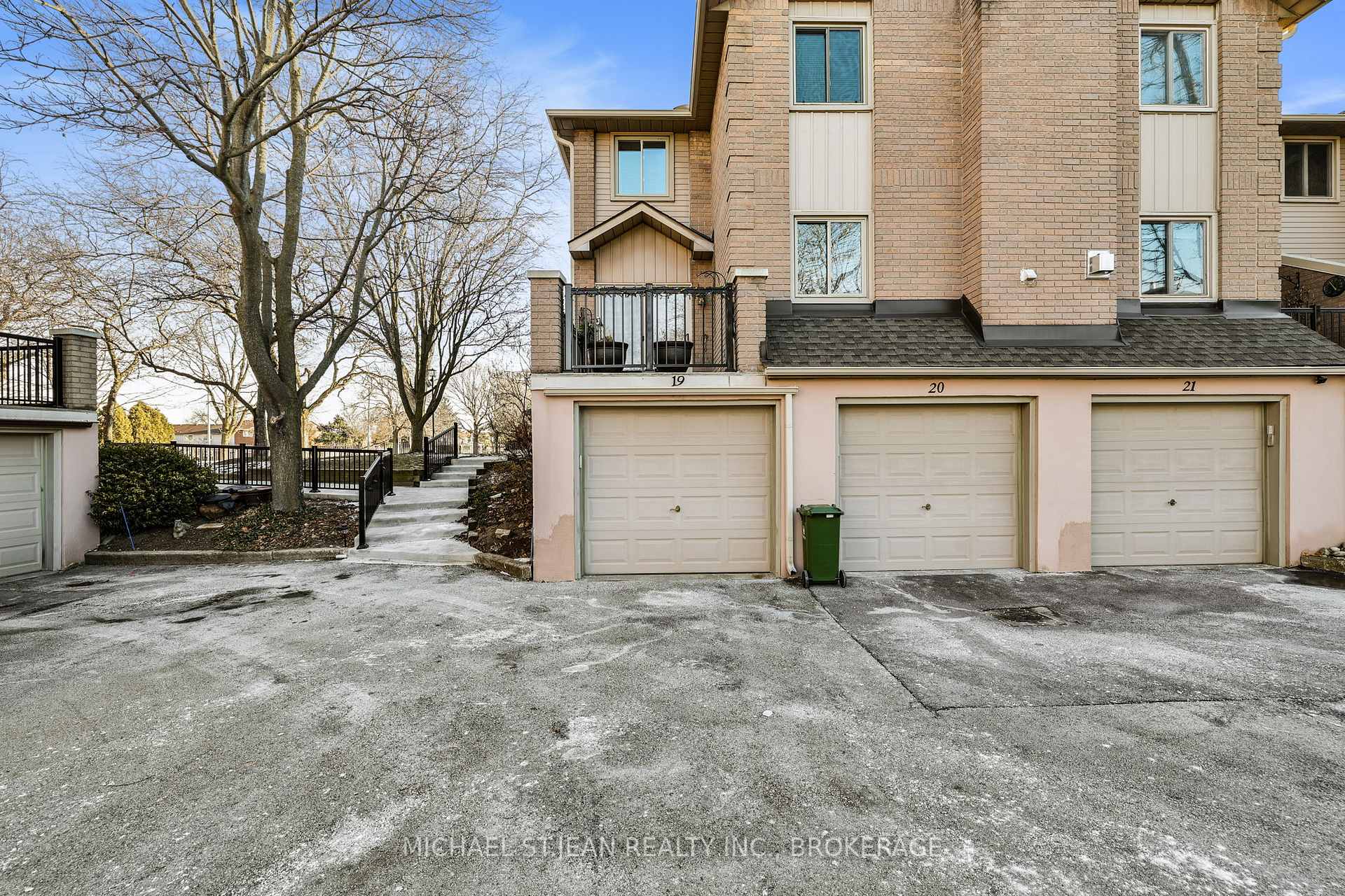 Photo 34 of Unit 19, 38 Elora Drive, Hamilton, Fessenden — HOMEH