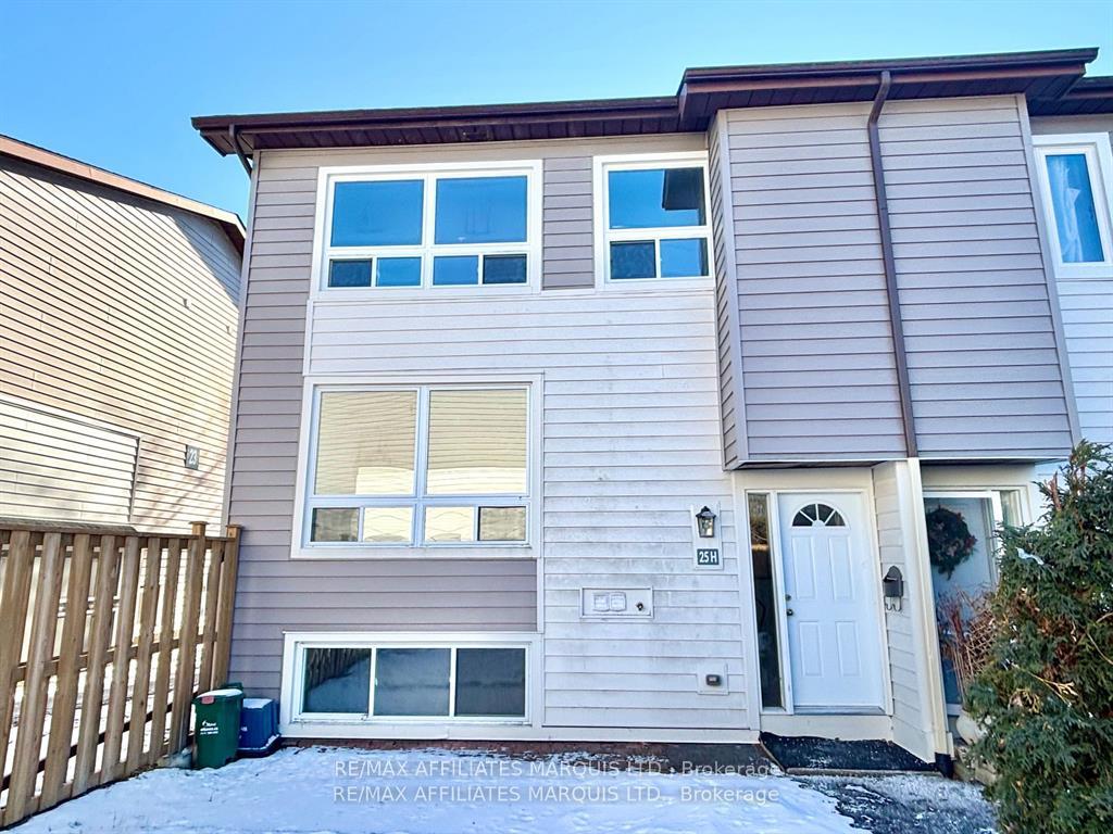Photo 2 of Unit H, 25 Banner Road, Ottawa, Sheahan Estates/Trend Village — HOMEH