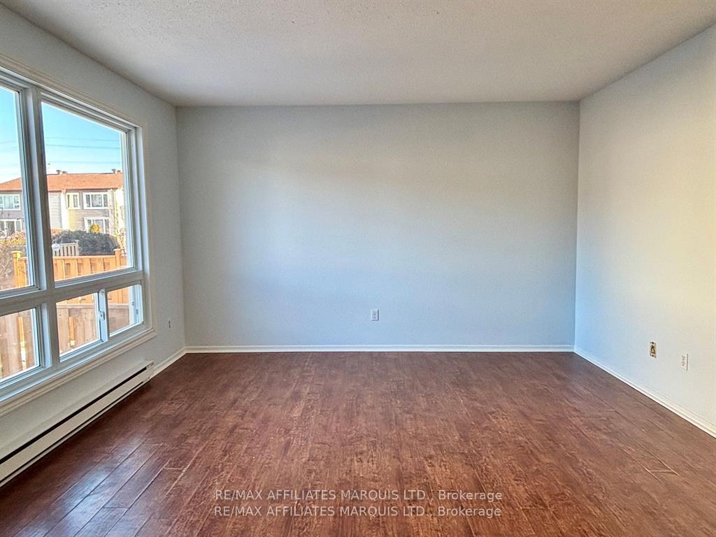Photo 6 of Unit H, 25 Banner Road, Ottawa, Sheahan Estates/Trend Village — HOMEH