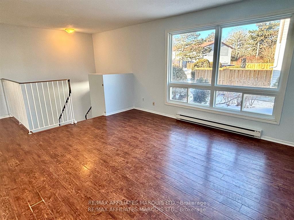 Photo 7 of Unit H, 25 Banner Road, Ottawa, Sheahan Estates/Trend Village — HOMEH