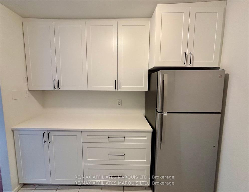 Photo 11 of Unit H, 25 Banner Road, Ottawa, Sheahan Estates/Trend Village — HOMEH
