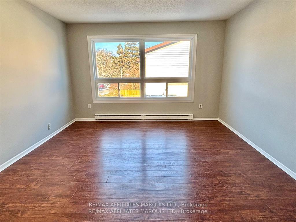 Photo 16 of Unit H, 25 Banner Road, Ottawa, Sheahan Estates/Trend Village — HOMEH