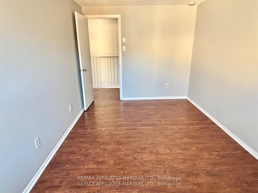 Photo 19 of Unit H, 25 Banner Road, Ottawa, Sheahan Estates/Trend Village — HOMEH