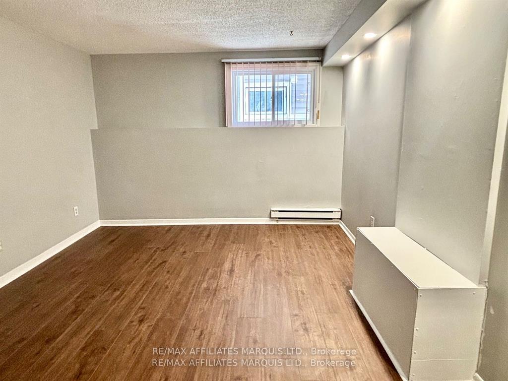 Photo 24 of Unit H, 25 Banner Road, Ottawa, Sheahan Estates/Trend Village — HOMEH