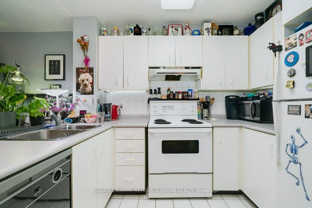 Photo 15 of Unit 1004, 105 Victoria Street, Toronto, Church-Yonge Corridor — HOMEH