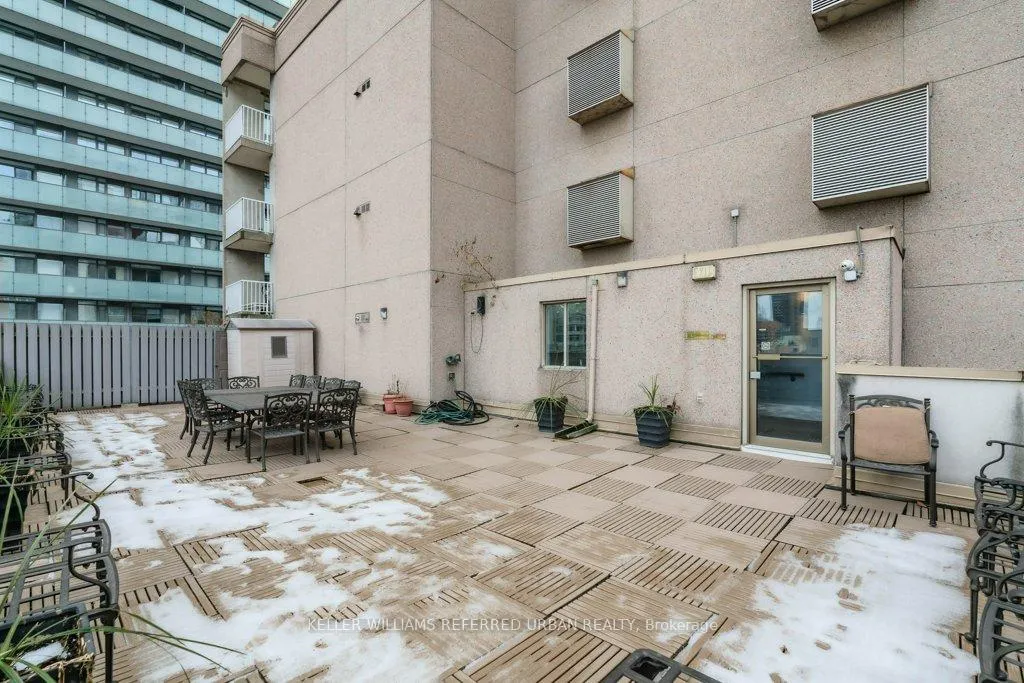 Photo 94 of Unit 1004, 105 Victoria Street, Toronto, Church-Yonge Corridor — HOMEH
