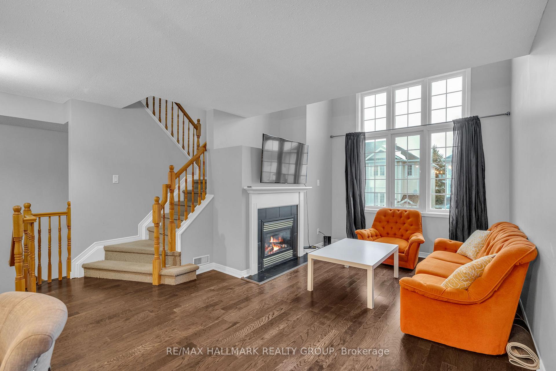 Photo 5 of Unit 4, 312 Wiffen, Ottawa, Westcliffe Estates — HOMEH