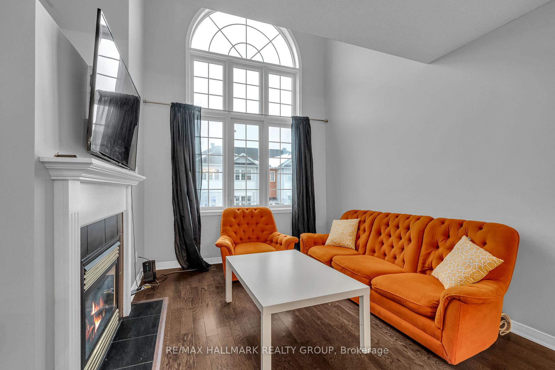 Photo 6 of Unit 4, 312 Wiffen, Ottawa, Westcliffe Estates — HOMEH
