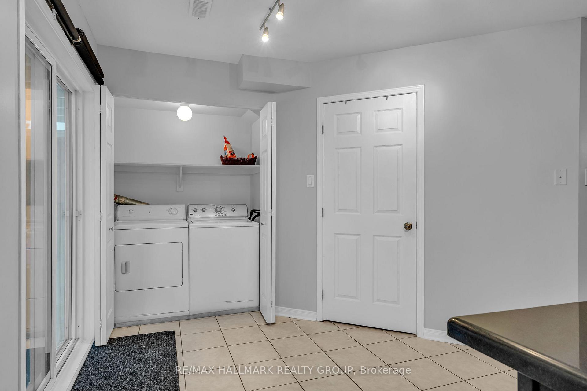 Photo 16 of Unit 4, 312 Wiffen, Ottawa, Westcliffe Estates — HOMEH