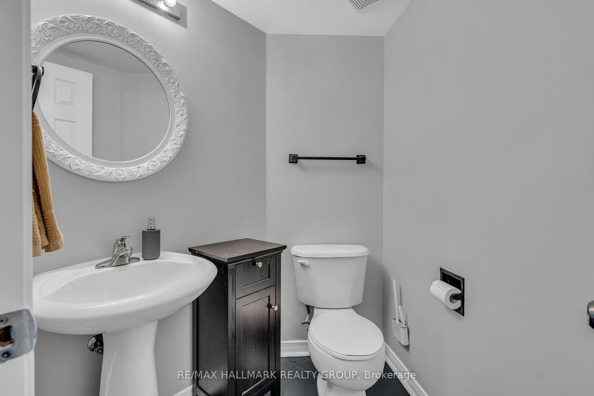 Photo 17 of Unit 4, 312 Wiffen, Ottawa, Westcliffe Estates — HOMEH