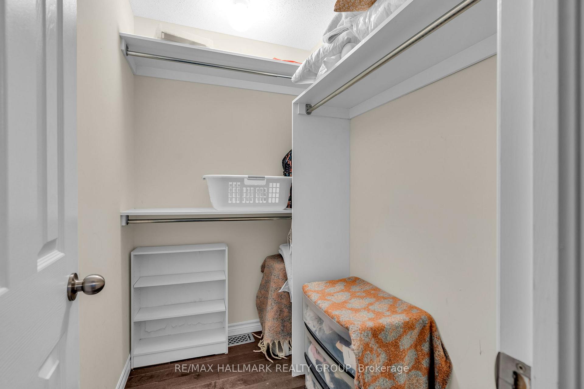 Photo 24 of Unit 4, 312 Wiffen, Ottawa, Westcliffe Estates — HOMEH