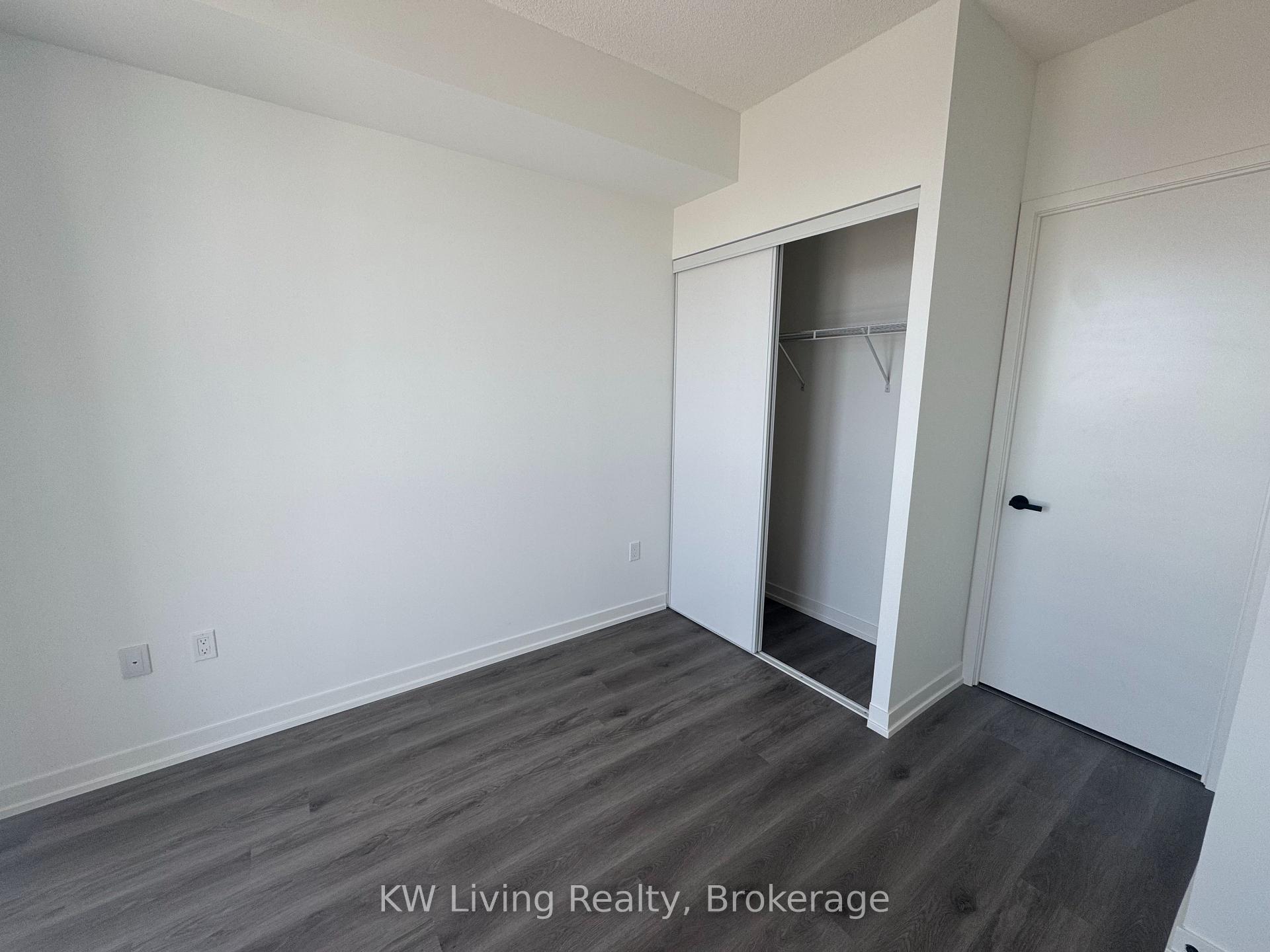 Photo 6 of Unit 4506, 28 Interchange Way, Vaughan, Vaughan Corporate Centre — HOMEH