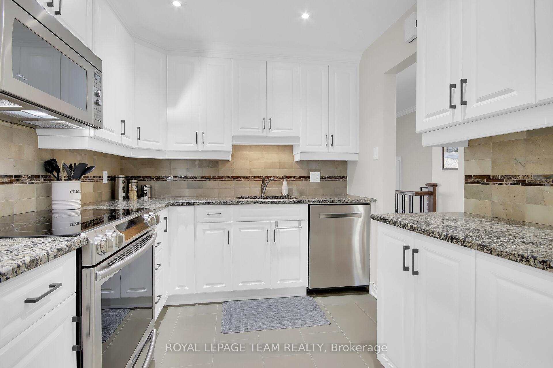 Photo 17 of 12 Spyglass Ridge, Ottawa, Stittsville (Central) — HOMEH