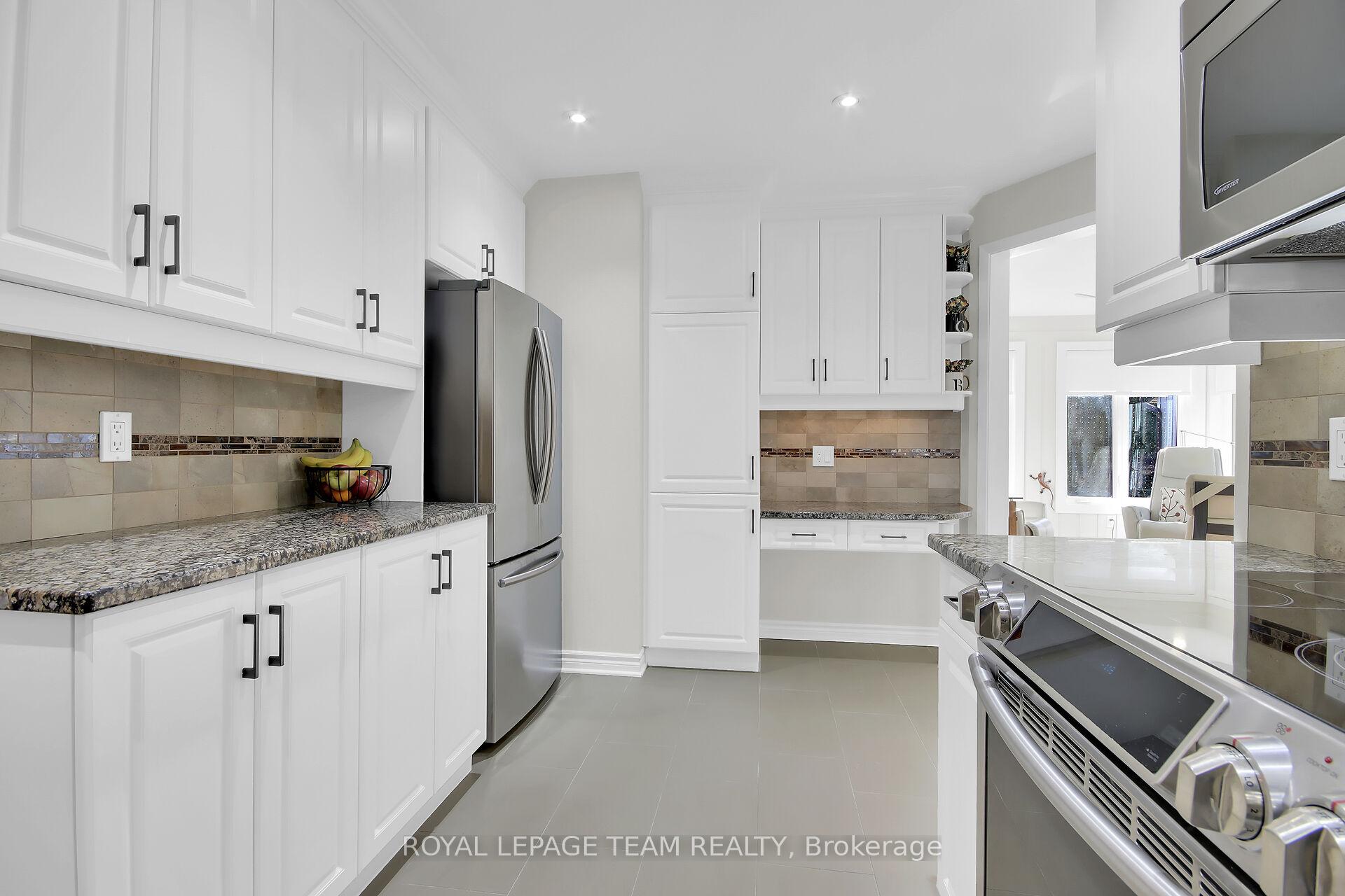 Photo 18 of 12 Spyglass Ridge, Ottawa, Stittsville (Central) — HOMEH