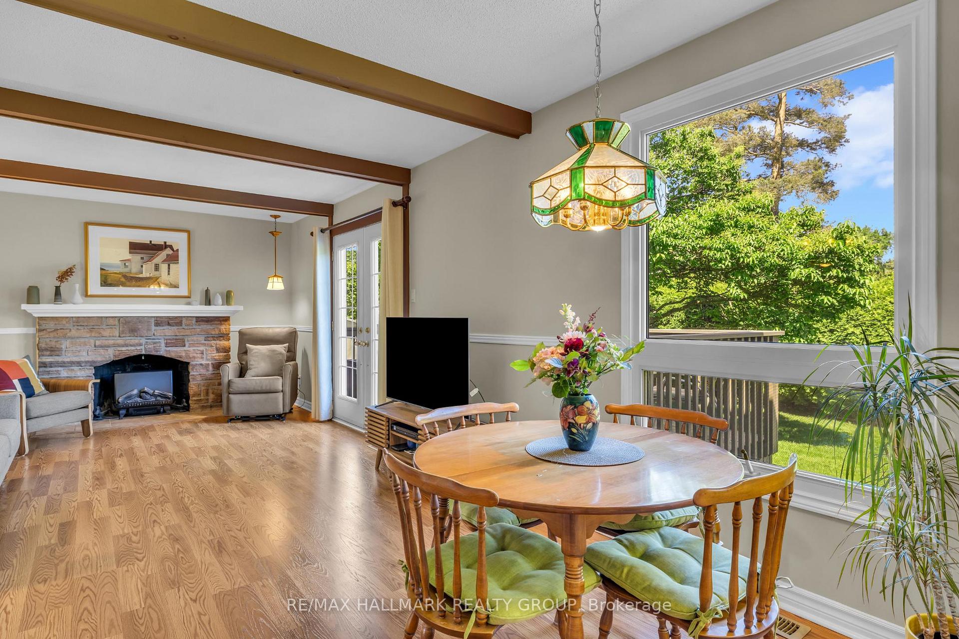 Photo 11 of 50 Horner Drive, Ottawa, Lakeview Park — HOMEH