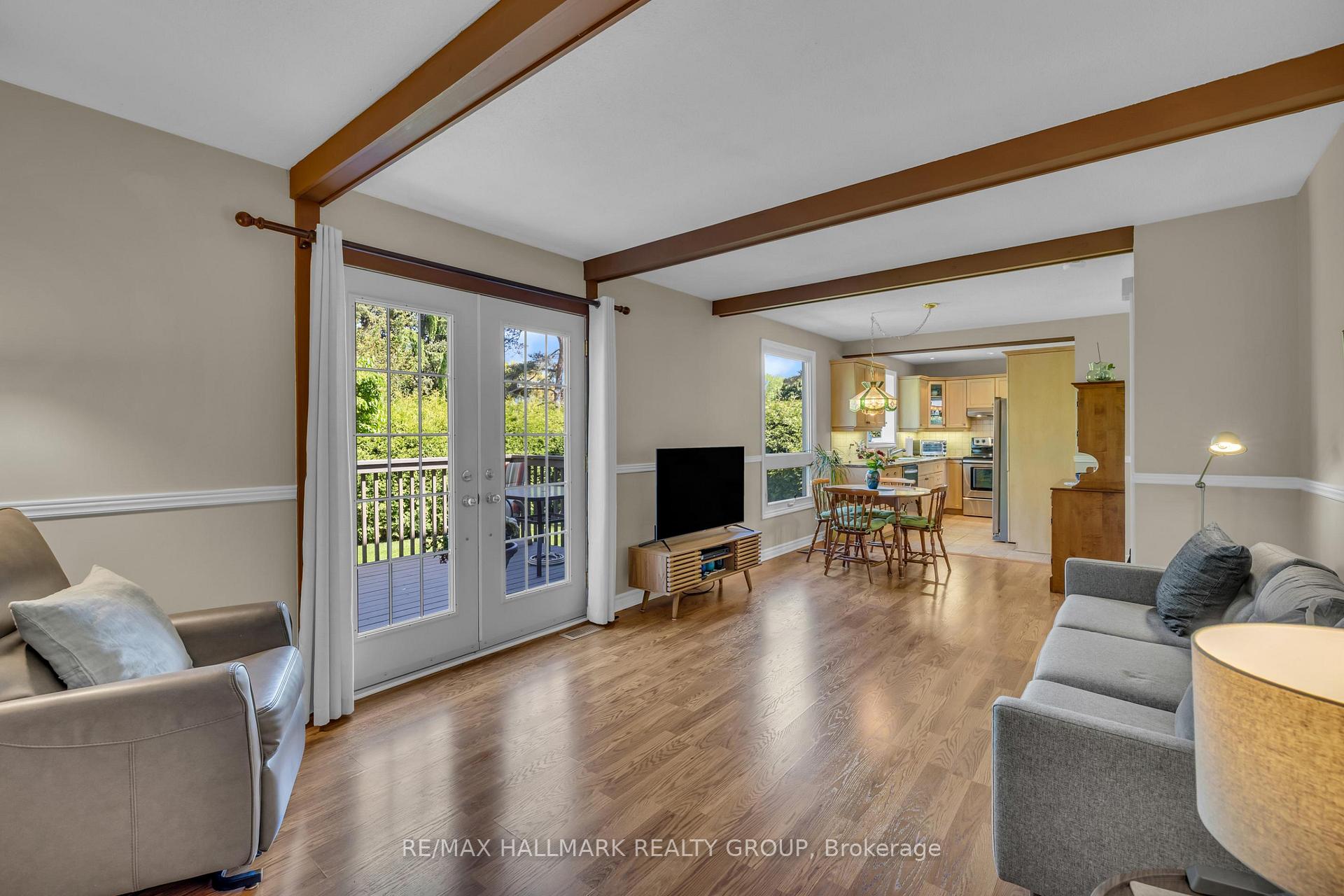 Photo 13 of 50 Horner Drive, Ottawa, Lakeview Park — HOMEH