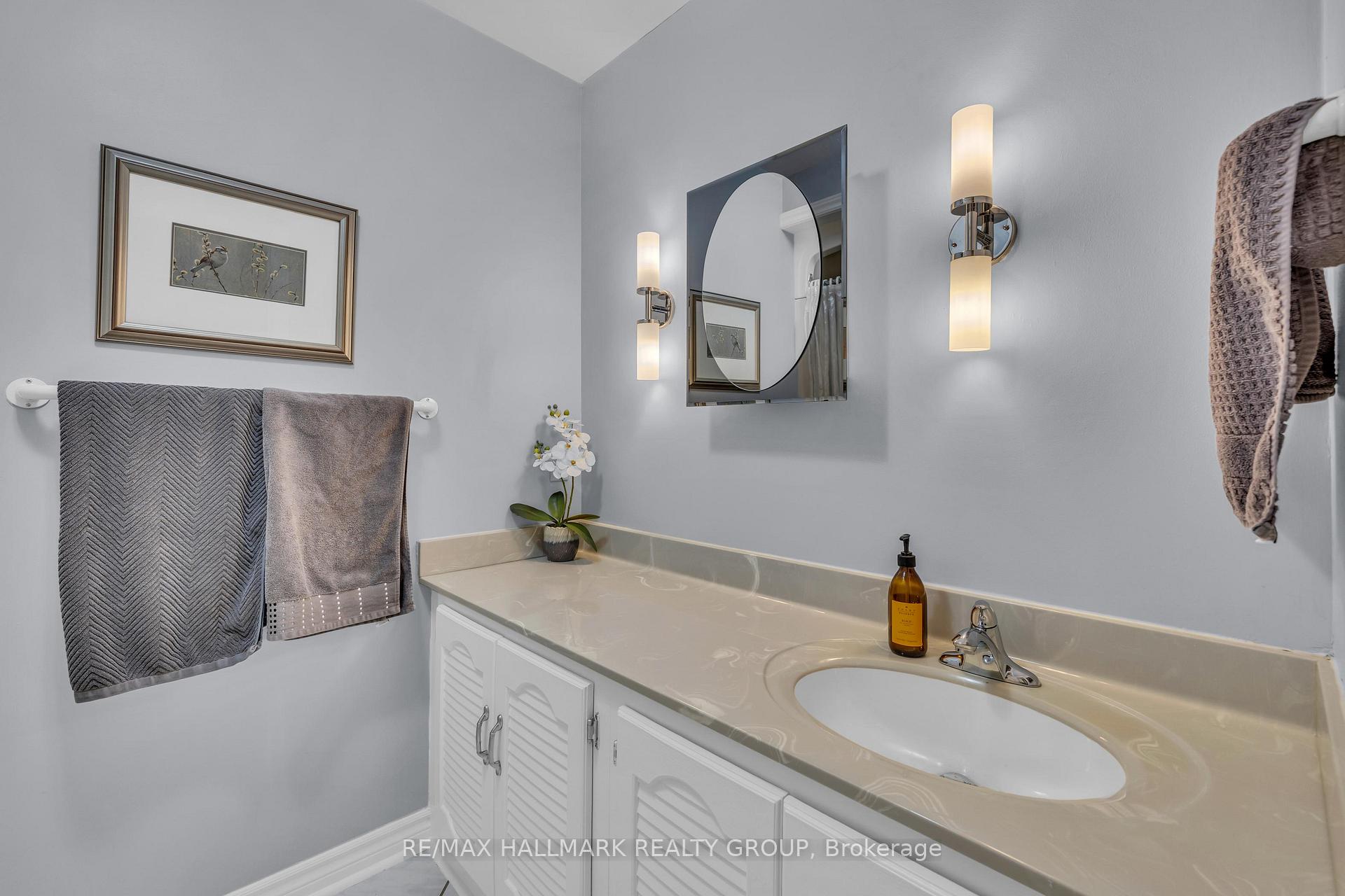 Photo 14 of 50 Horner Drive, Ottawa, Lakeview Park — HOMEH