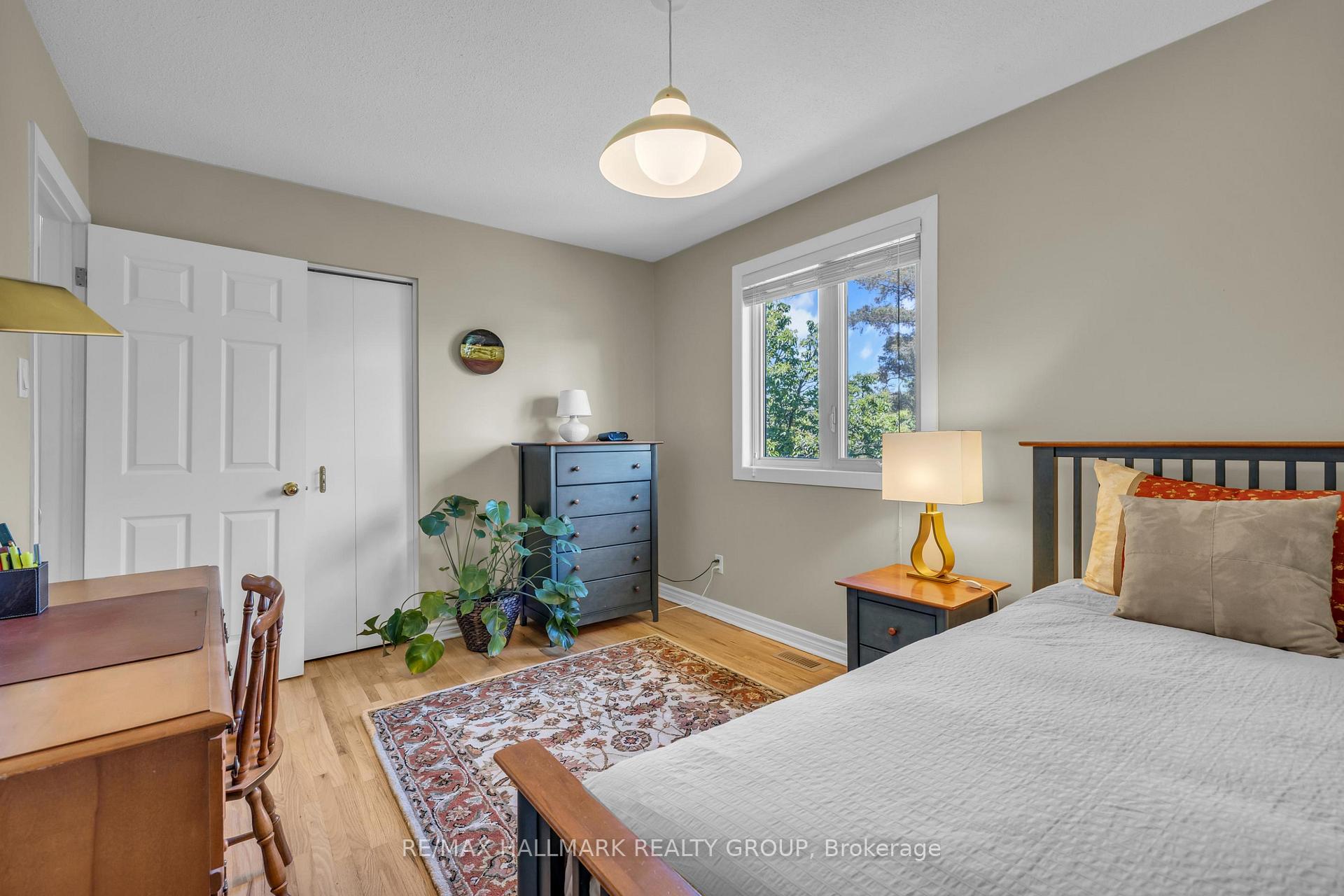 Photo 20 of 50 Horner Drive, Ottawa, Lakeview Park — HOMEH
