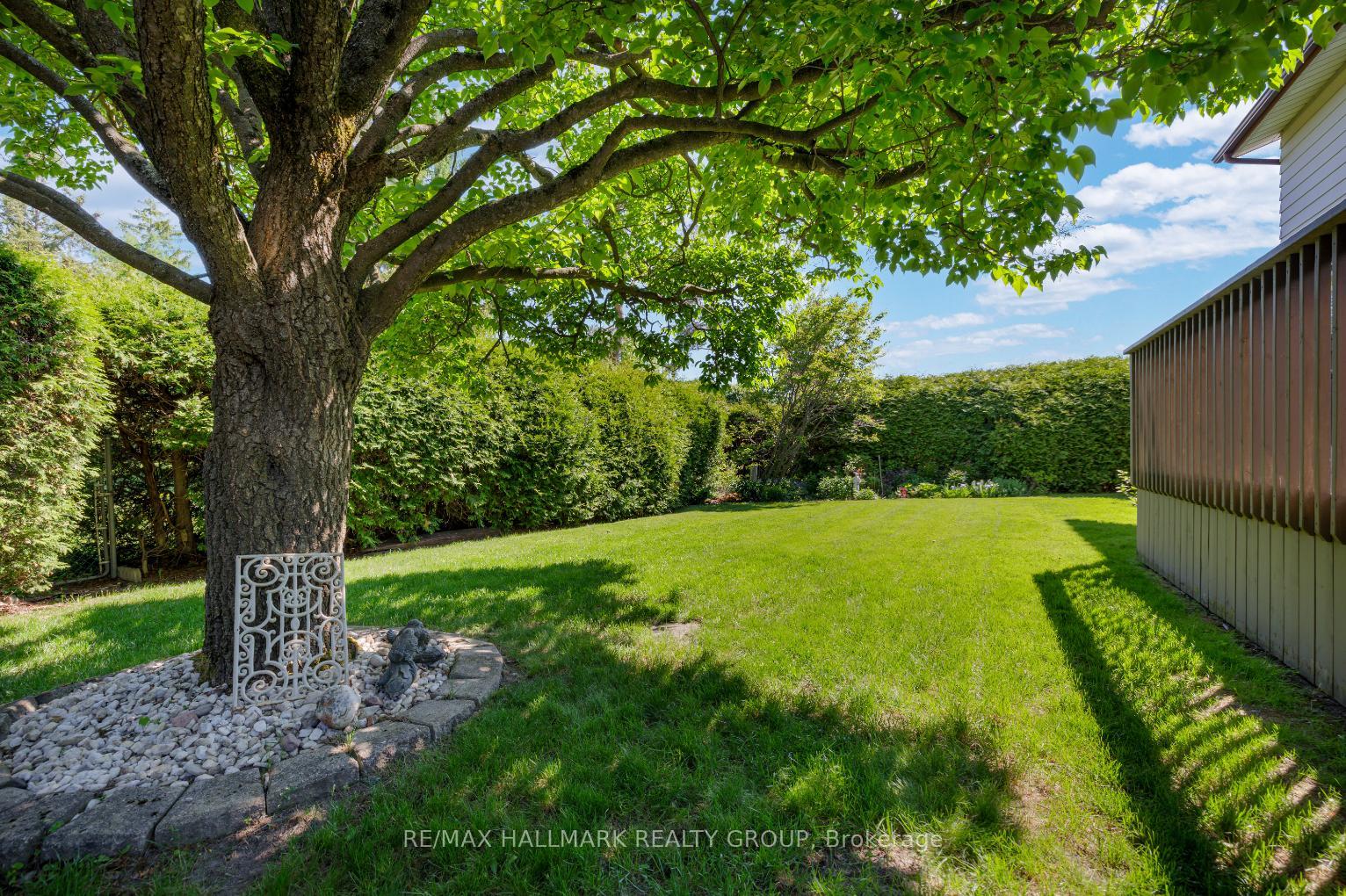 Photo 29 of 50 Horner Drive, Ottawa, Lakeview Park — HOMEH