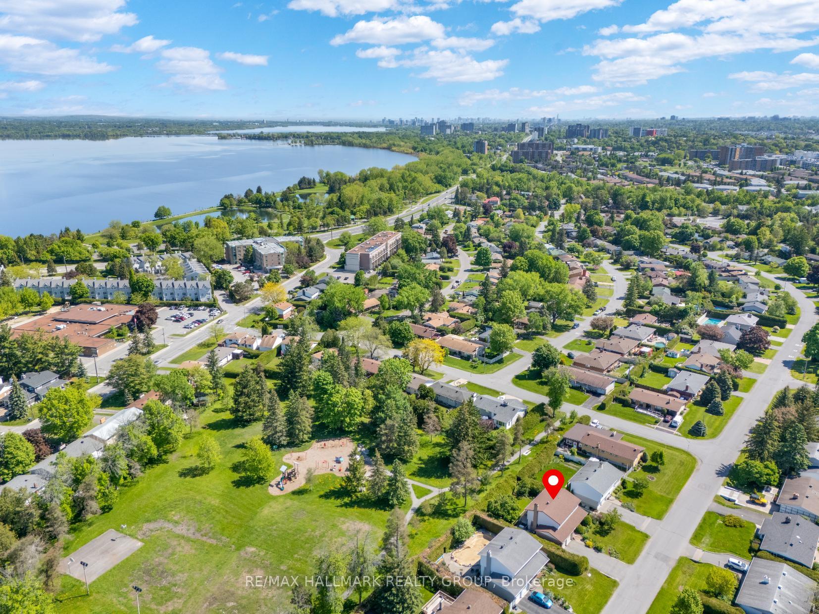 Photo 33 of 50 Horner Drive, Ottawa, Lakeview Park — HOMEH