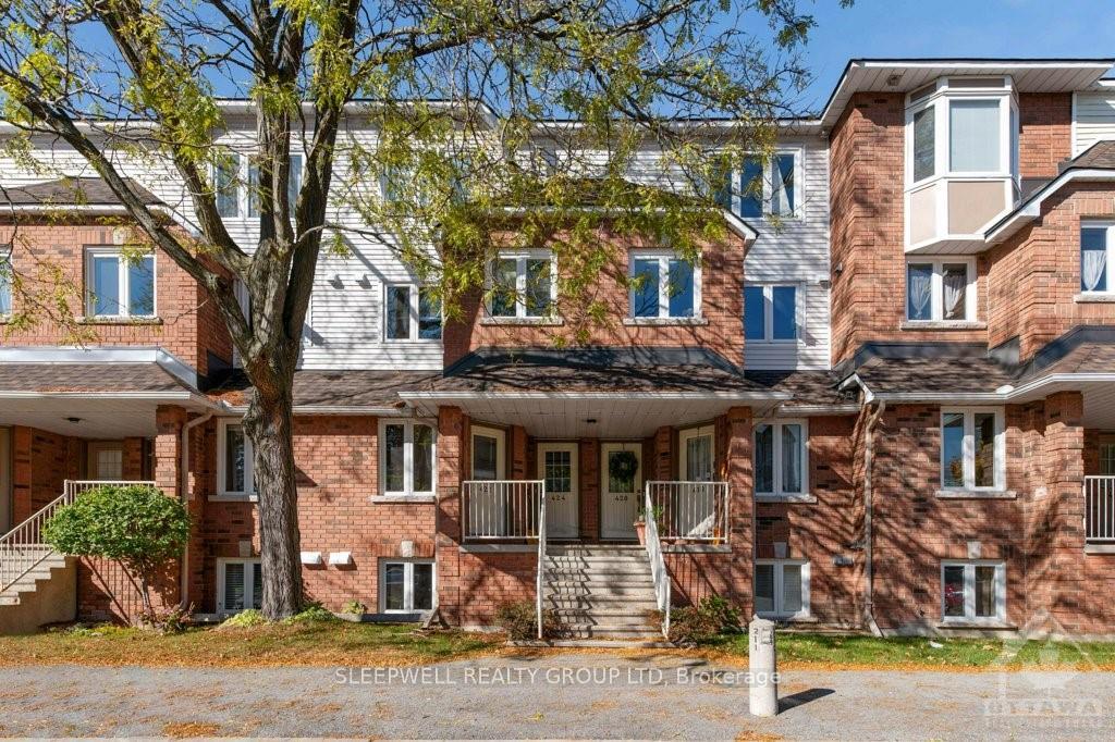 Photo 1 of 422 Briston, Ottawa, Hunt Club Park — HOMEH